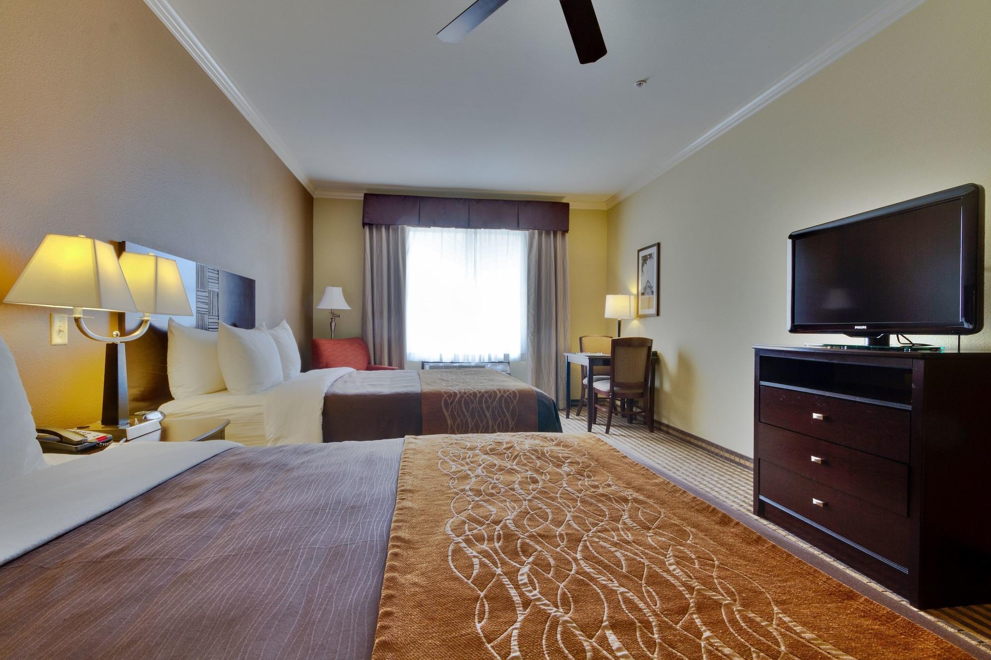 Comfort Inn & Suites Fort Worth - Fossil Creek Exterior photo