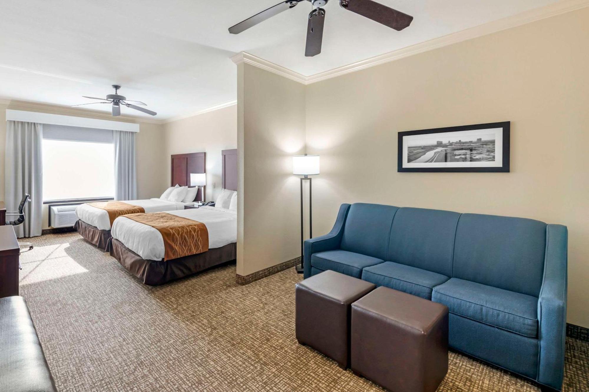 Comfort Inn & Suites Fort Worth - Fossil Creek Exterior photo